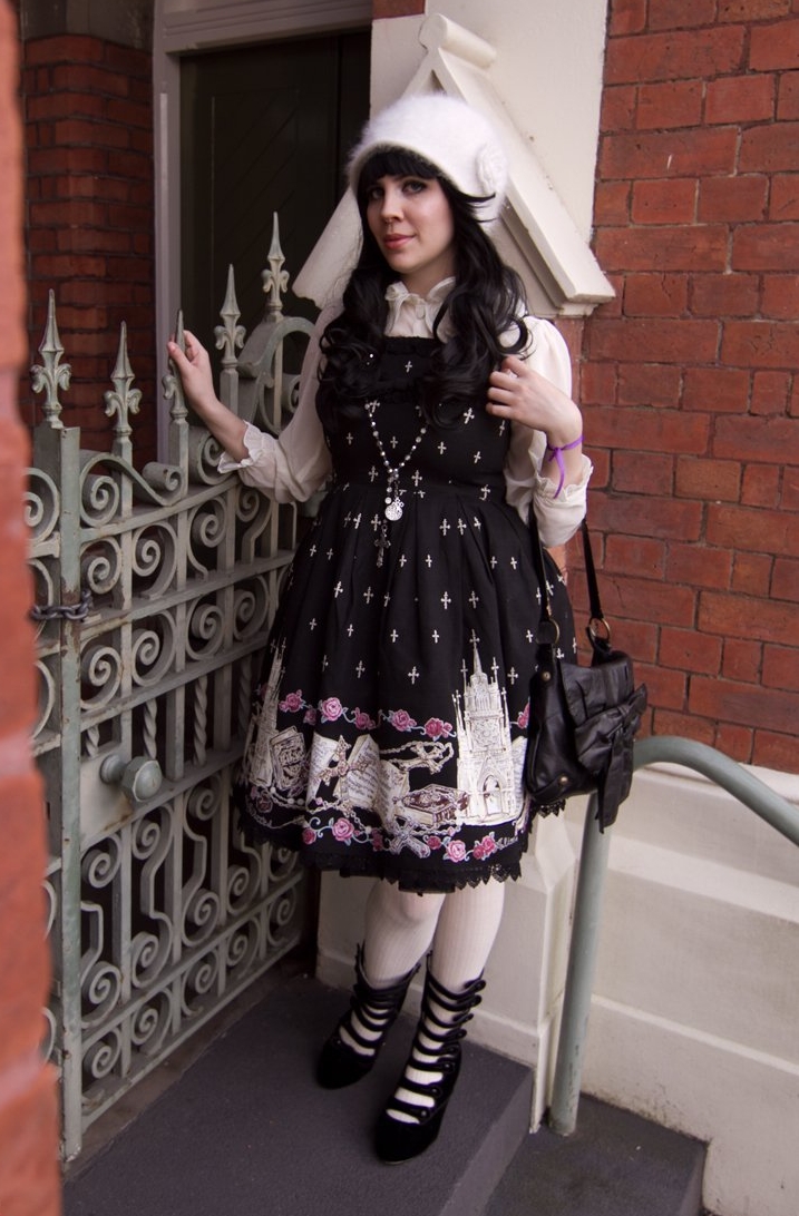 Brunette Gothic Girl wearing White Opaque Pantyhose and Black Sandal Shoes